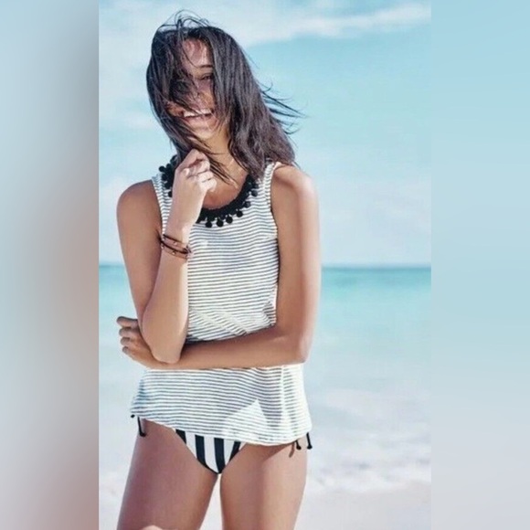 Boden Tops - Boden White and Black Striped Sleeveless Beach Top